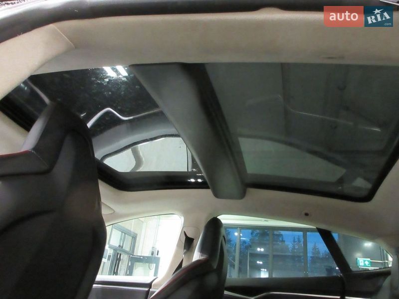 Лифтбек Tesla Model S 2014 в Виннице фото 21 Лифтбек Tesla Model S 2014 в Виннице
