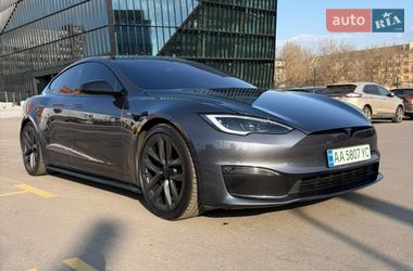 Ліфтбек Tesla Model S 2021 в Києві