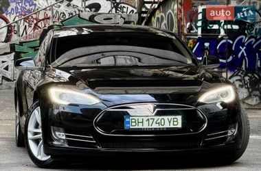 Ліфтбек Tesla Model S 2014 в Одесі