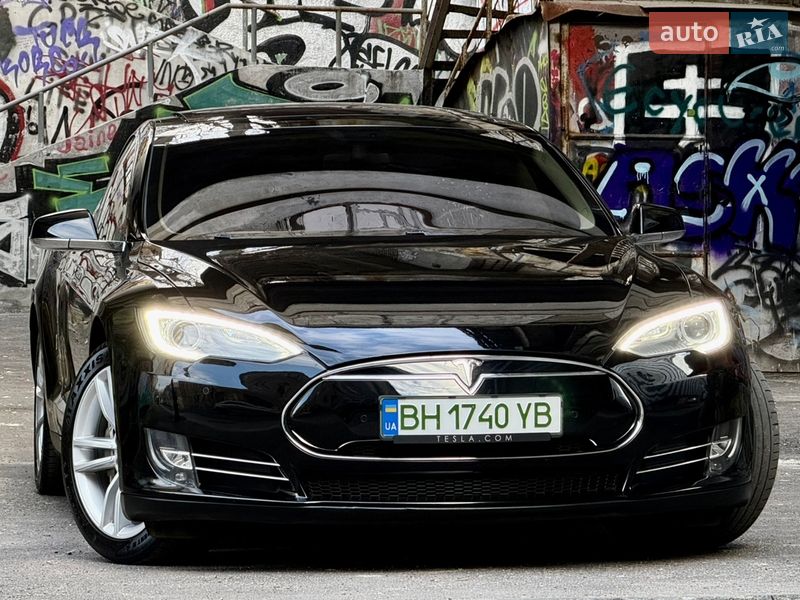 Лифтбек Tesla Model S 2014 в Одессе фото 11 Лифтбек Tesla Model S 2014 в Одессе