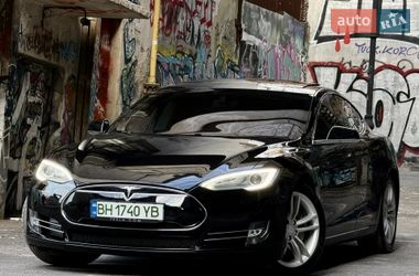 Ліфтбек Tesla Model S 2014 в Одесі