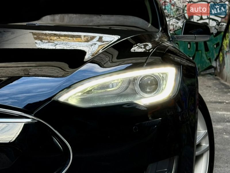 Лифтбек Tesla Model S 2014 в Одессе фото 23 Лифтбек Tesla Model S 2014 в Одессе