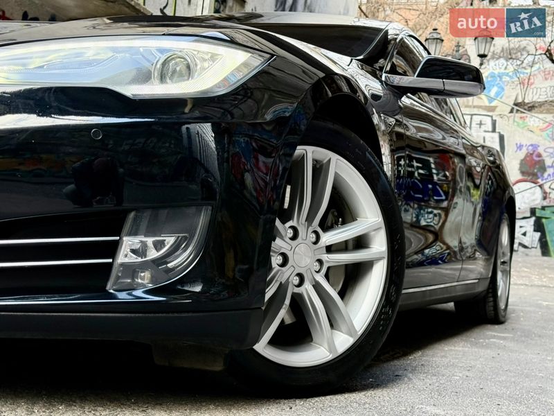 Лифтбек Tesla Model S 2014 в Одессе фото 25 Лифтбек Tesla Model S 2014 в Одессе