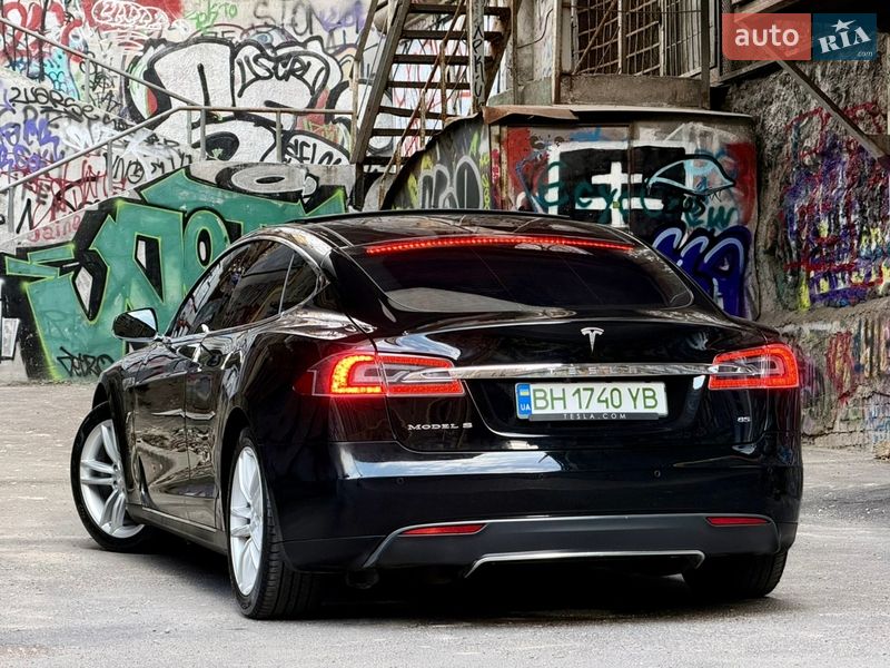 Лифтбек Tesla Model S 2014 в Одессе фото 48 Лифтбек Tesla Model S 2014 в Одессе