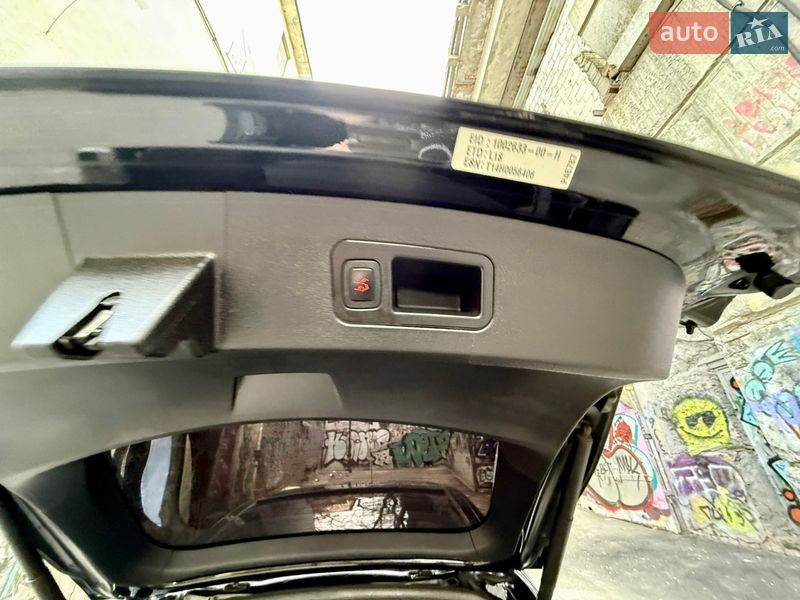 Лифтбек Tesla Model S 2014 в Одессе фото 55 Лифтбек Tesla Model S 2014 в Одессе