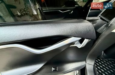 Ліфтбек Tesla Model S 2014 в Одесі