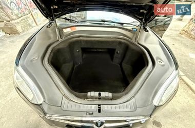 Ліфтбек Tesla Model S 2014 в Одесі