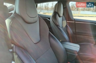 Лифтбек Tesla Model S 2017 в Киеве