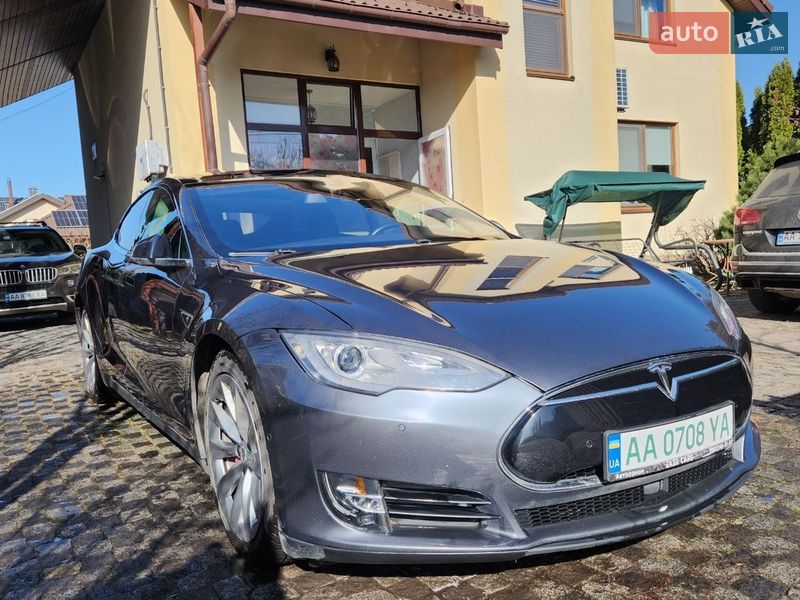 Tesla Model S 2016 Tesla Model S 2016