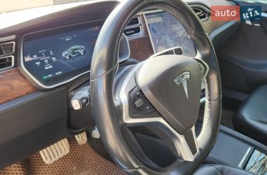 Лифтбек Tesla Model S 2016 в Киеве