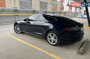 Лифтбек Tesla Model S 2012 в Ивано-Франковске фото 2 Лифтбек Tesla Model S 2012 в Ивано-Франковске