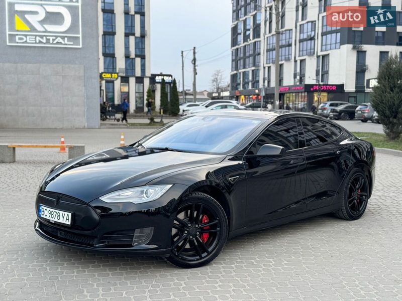 Лифтбек Tesla Model S 2015 в Львове фото 7 Лифтбек Tesla Model S 2015 в Львове