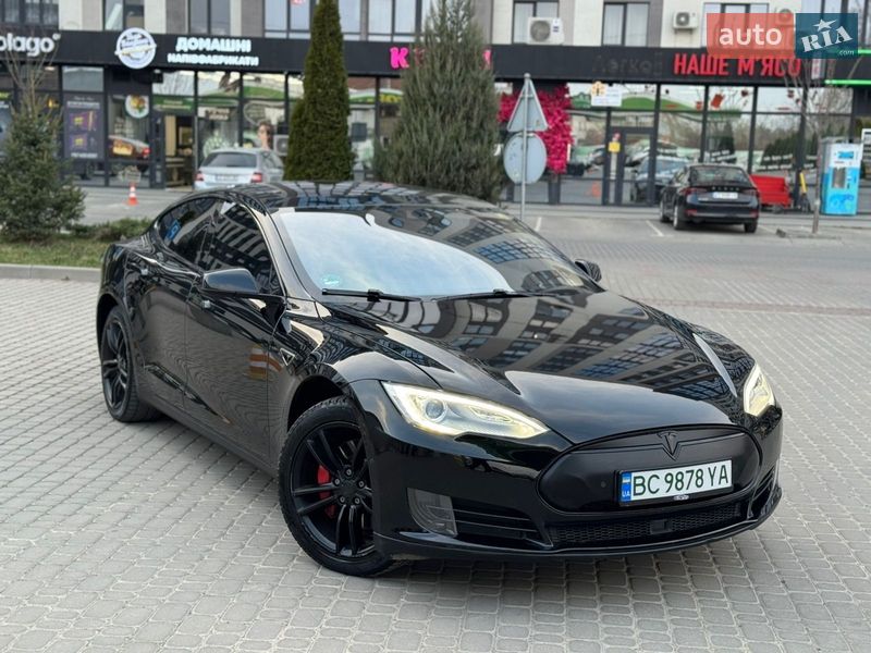 Лифтбек Tesla Model S 2015 в Львове фото 20 Лифтбек Tesla Model S 2015 в Львове