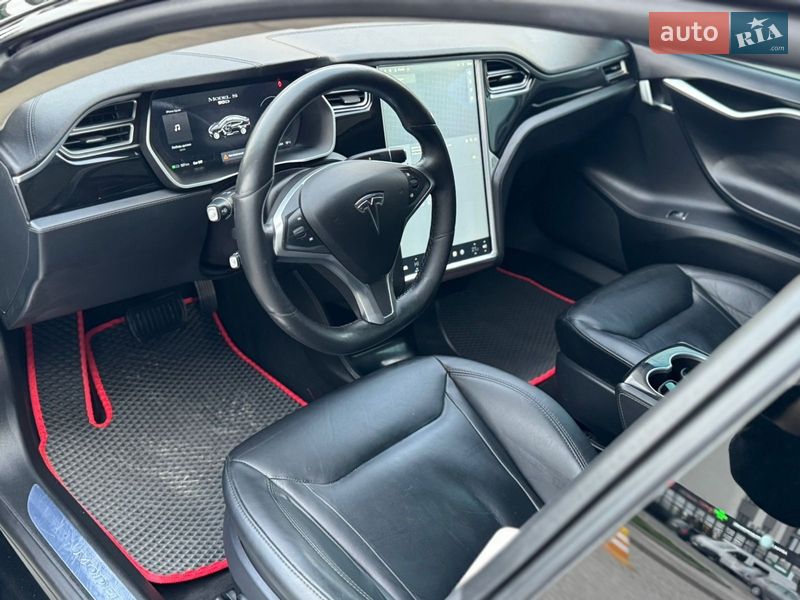 Лифтбек Tesla Model S 2015 в Львове фото 34 Лифтбек Tesla Model S 2015 в Львове
