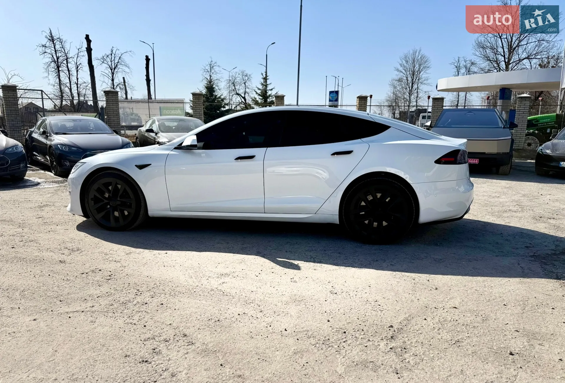 2022 Tesla Model S - мініатюра 21