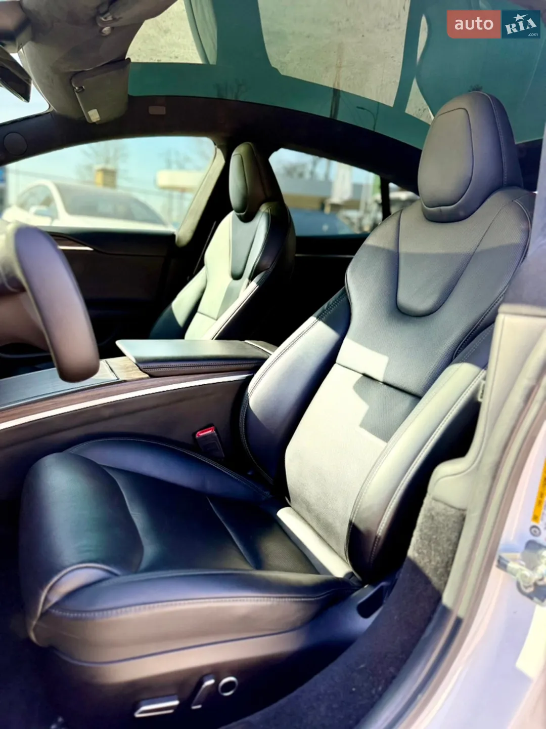 2022 Tesla Model S - мініатюра 25