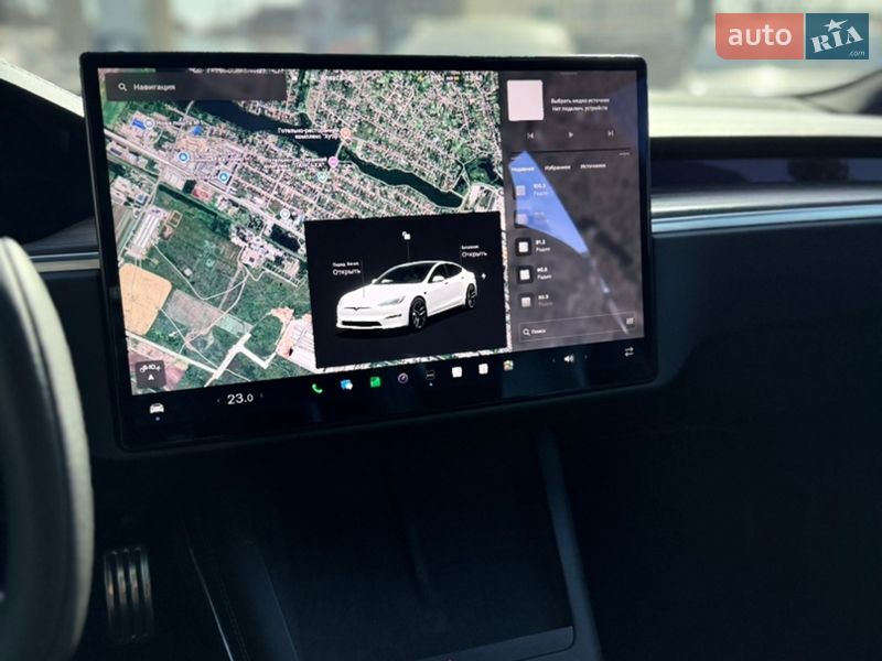 Лифтбек Tesla Model S 2022 в Виннице