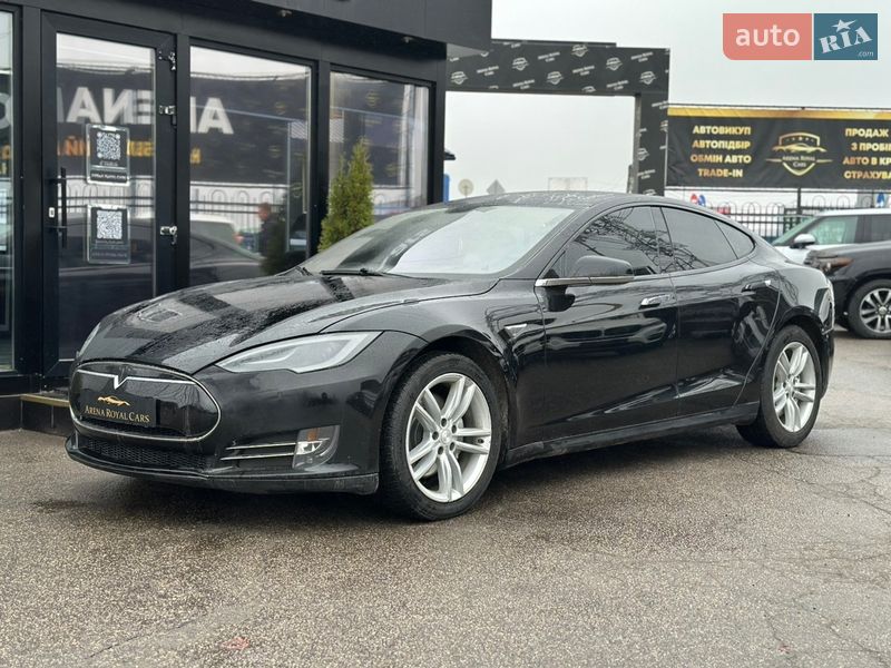 Лифтбек Tesla Model S 2014 в Харькове фото 6 Лифтбек Tesla Model S 2014 в Харькове
