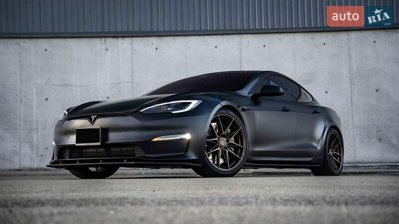 Лифтбек Tesla Model S 2021 в Киеве