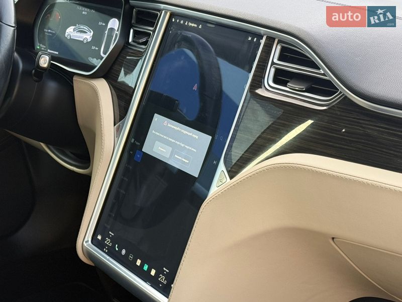 Ліфтбек Tesla Model S 2014 в Рівному фото 53 Ліфтбек Tesla Model S 2014 в Рівному