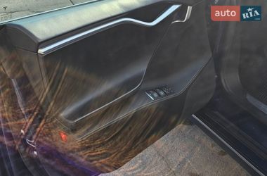 Ліфтбек Tesla Model S 2017 в Києві