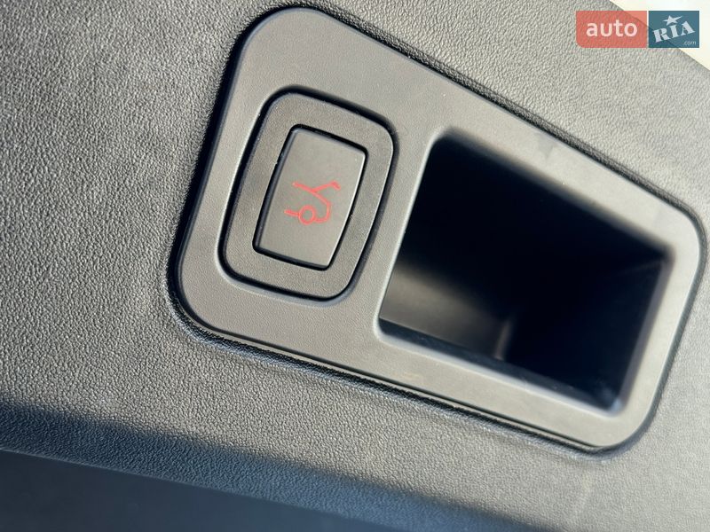 Лифтбек Tesla Model S 2015 в Виннице фото 21 Лифтбек Tesla Model S 2015 в Виннице