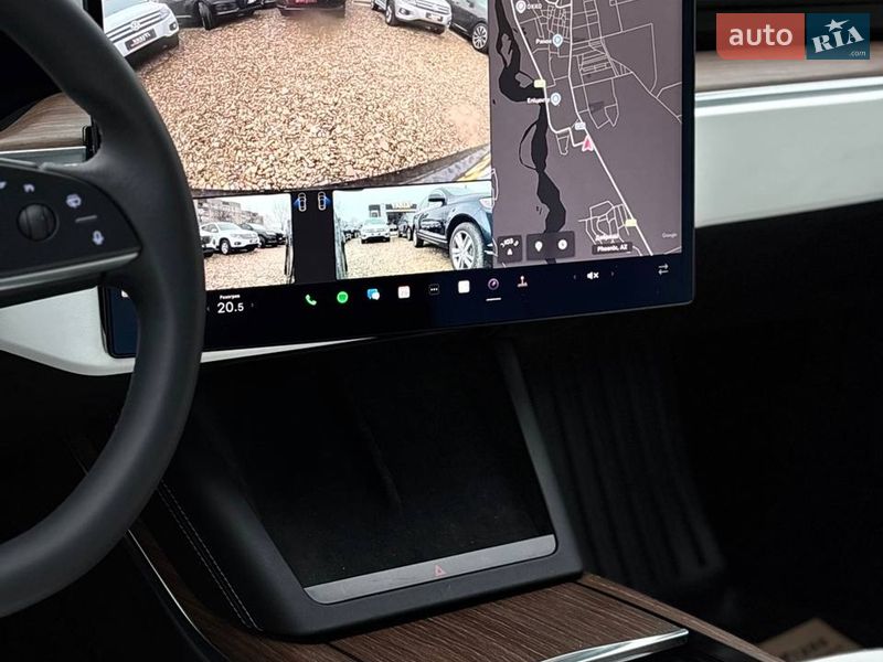 Лифтбек Tesla Model S 2023 в Стрые