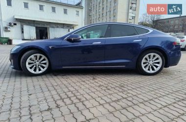 Лифтбек Tesla Model S 2017 в Львове фото 4 Лифтбек Tesla Model S 2017 в Львове