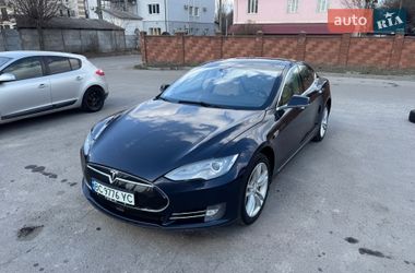 Лифтбек Tesla Model S 2014 в Ровно