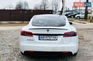 Ліфтбек Tesla Model S 2018 в Вінниці