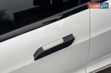 Ліфтбек Tesla Model S 2018 в Вінниці