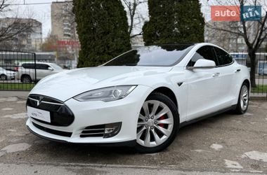 Лифтбек Tesla Model S 2015 в Одессе