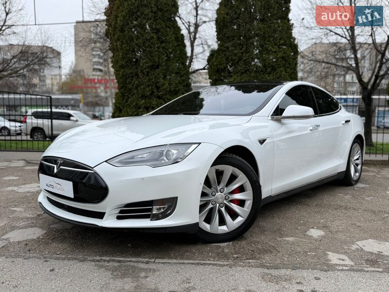 Лифтбек Tesla Model S 2015 в Одессе
