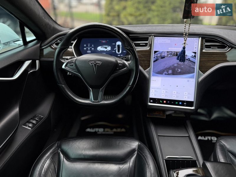 Лифтбек Tesla Model S 2015 в Одессе