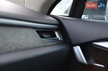Ліфтбек Tesla Model S 2013 в Луцьку