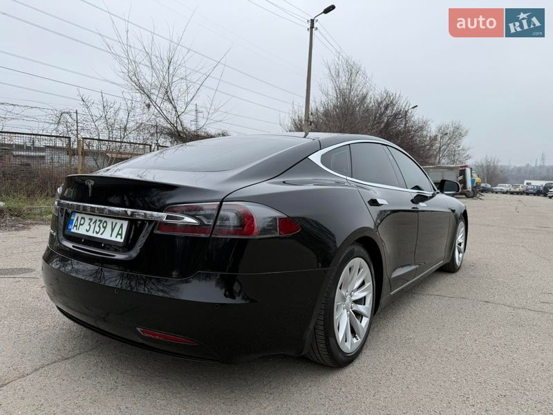 Лифтбек Tesla Model S 2017 в Запорожье фото 11 Лифтбек Tesla Model S 2017 в Запорожье
