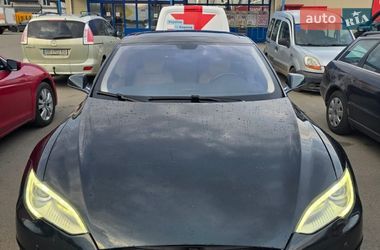 Ліфтбек Tesla Model S 2012 в Києві