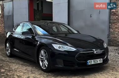 Ліфтбек Tesla Model S 2013 в Вінниці