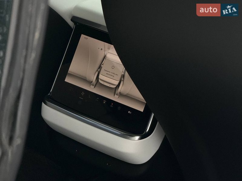 Ліфтбек Tesla Model S 2022 в Чернівцях