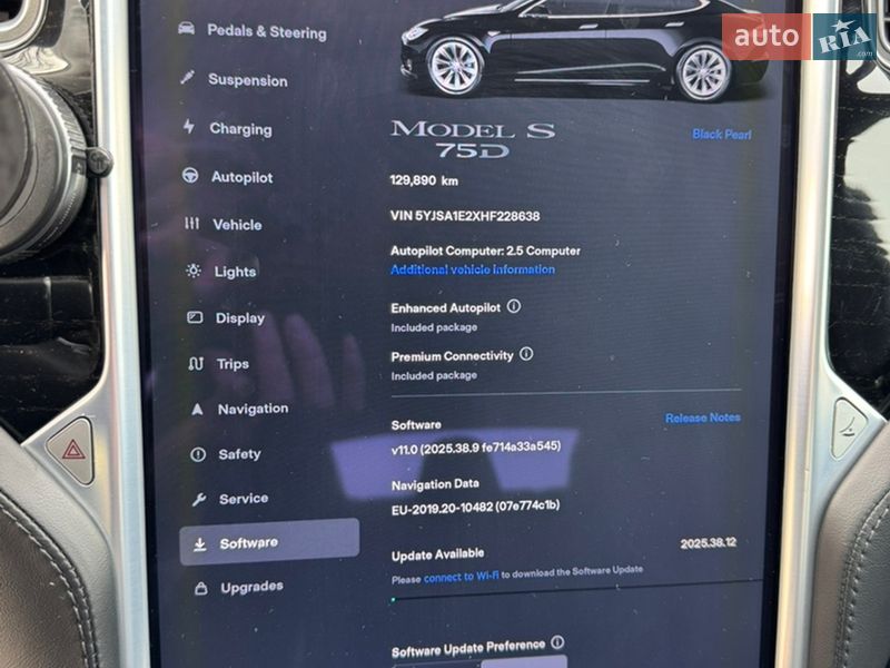 Лифтбек Tesla Model S 2017 в Киеве фото 27 Лифтбек Tesla Model S 2017 в Киеве