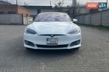 Лифтбек Tesla Model S 2019 в Первомайске