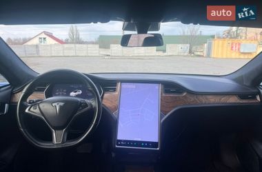 Лифтбек Tesla Model S 2019 в Первомайске