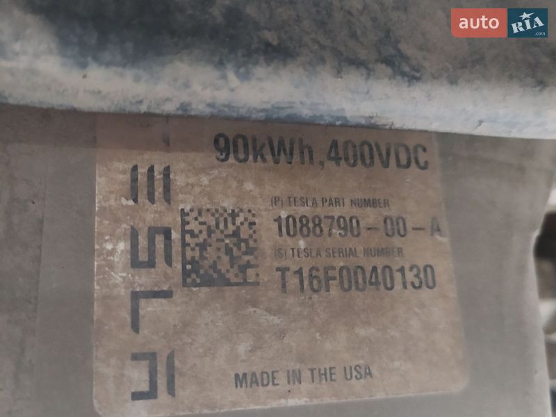 Ліфтбек Tesla Model S 2016 в Чернівцях фото 22 Ліфтбек Tesla Model S 2016 в Чернівцях