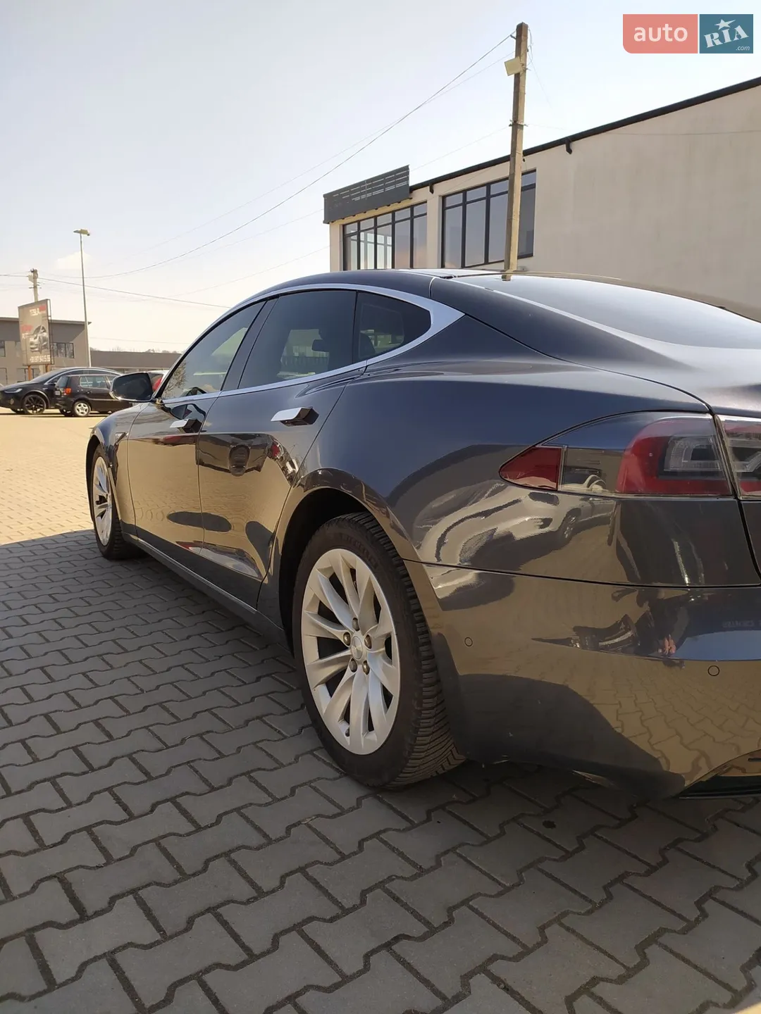 2016 Tesla Model S - мініатюра 24