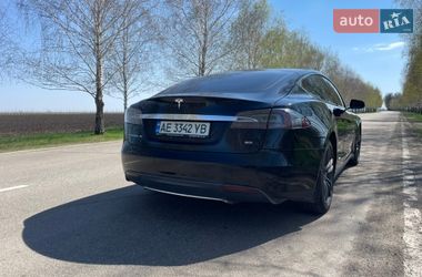 Ліфтбек Tesla Model S 2014 в Дніпрі фото 7 Ліфтбек Tesla Model S 2014 в Дніпрі