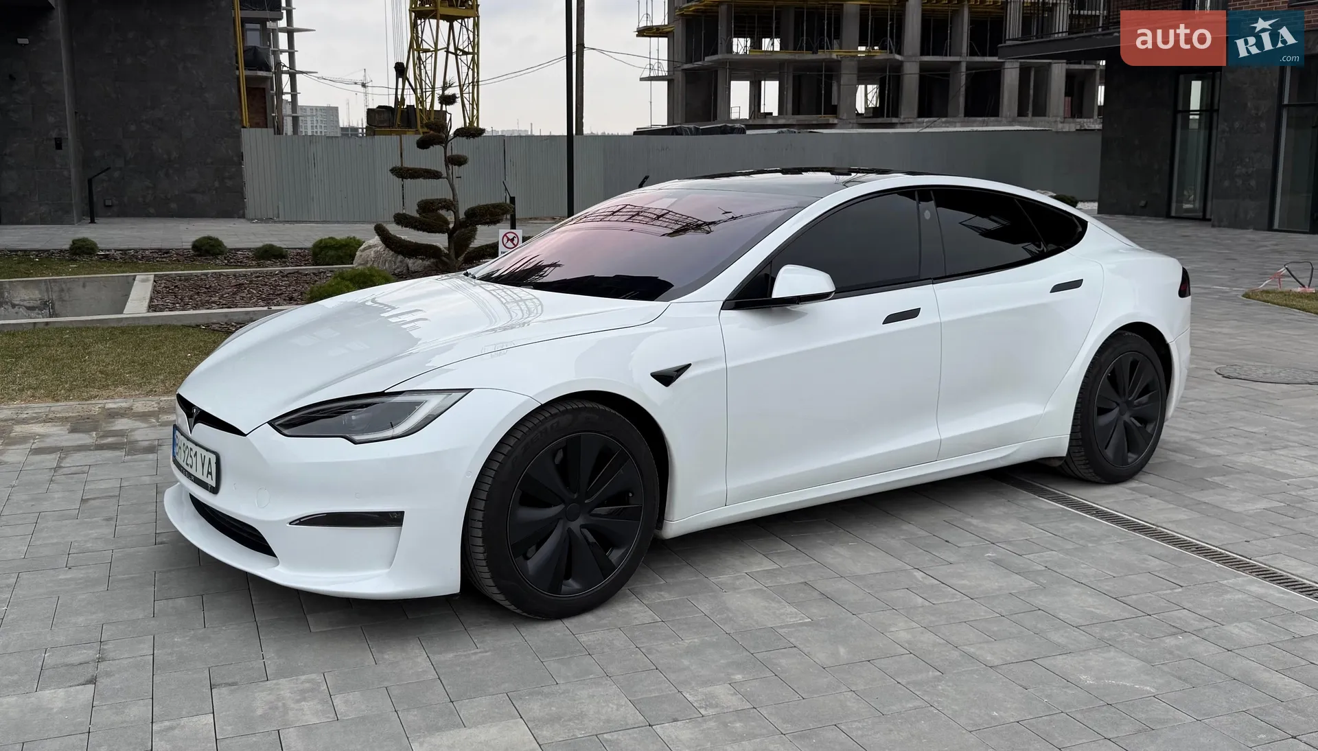 2022 Tesla Model S - мініатюра 28