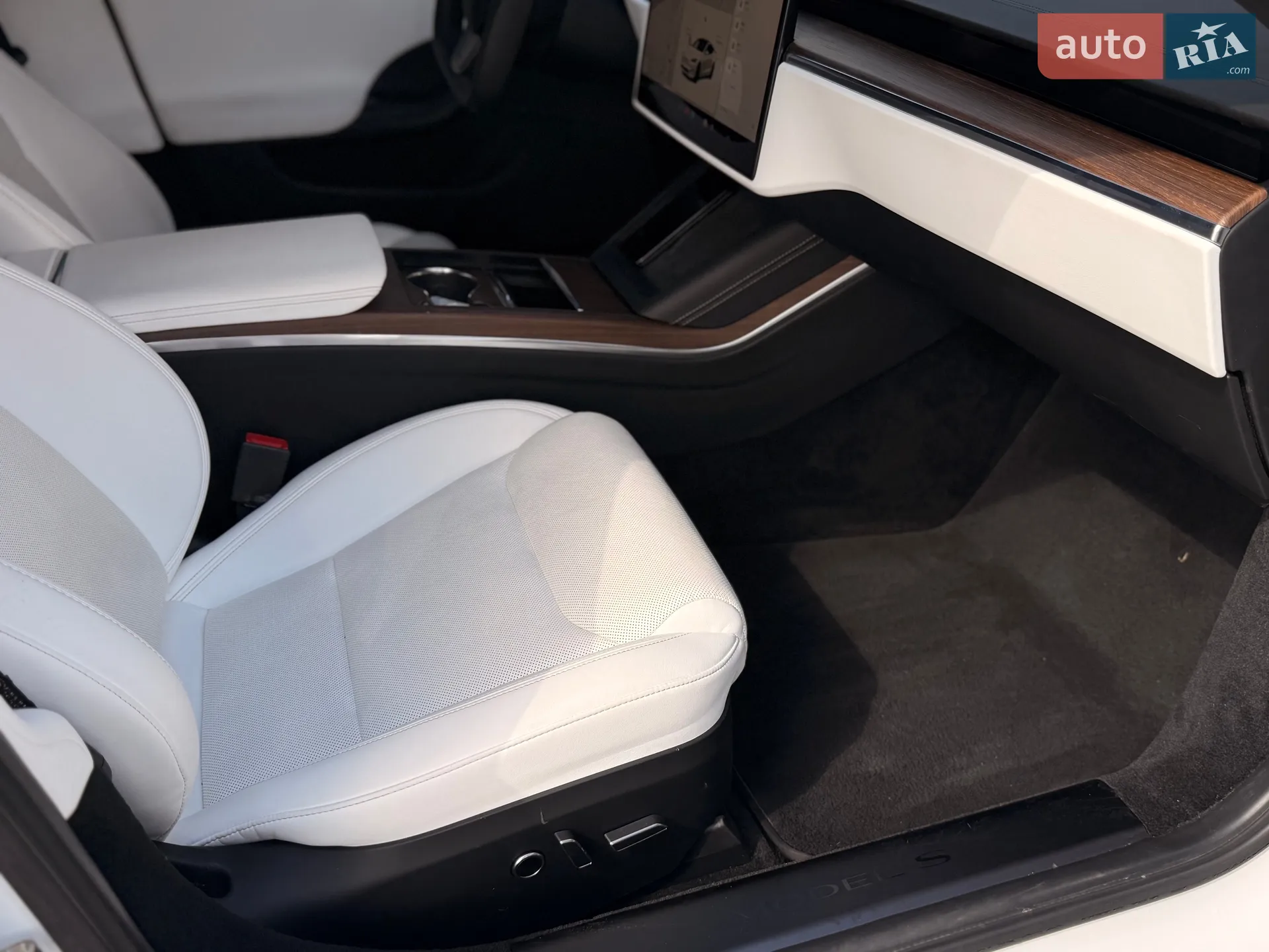 2022 Tesla Model S - мініатюра 49