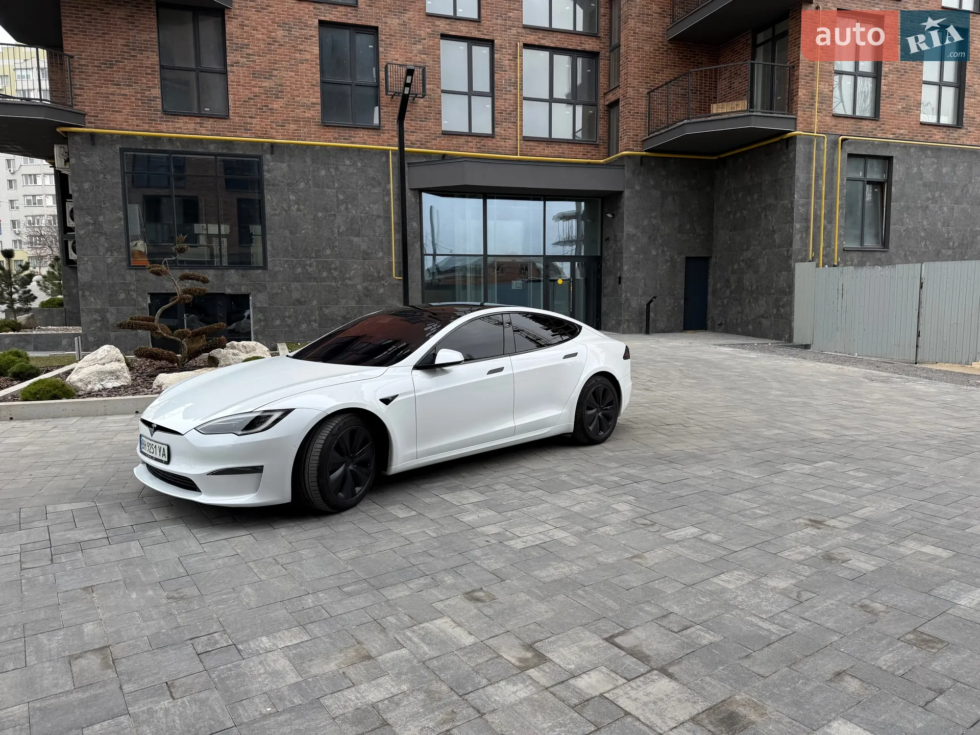 2022 Tesla Model S - мініатюра 87