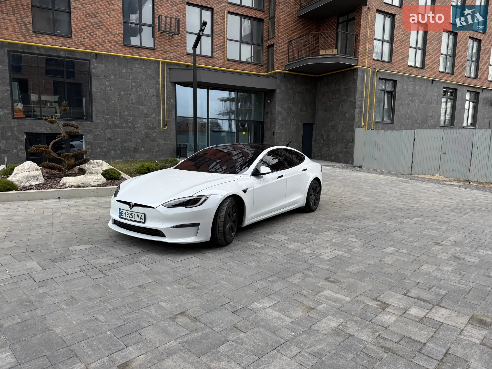 2022 Tesla Model S - мініатюра 89