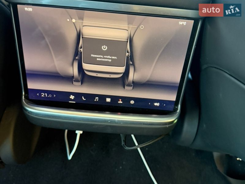 Ліфтбек Tesla Model S 2023 в Дніпрі фото 16 Ліфтбек Tesla Model S 2023 в Дніпрі